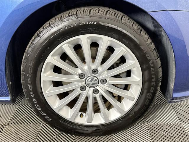 2016 Volkswagen Passat 1.8T SE