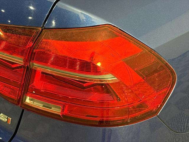 2016 Volkswagen Passat 1.8T SE