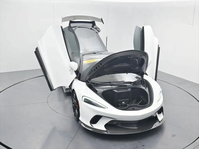 2022 McLaren GT Coupe
