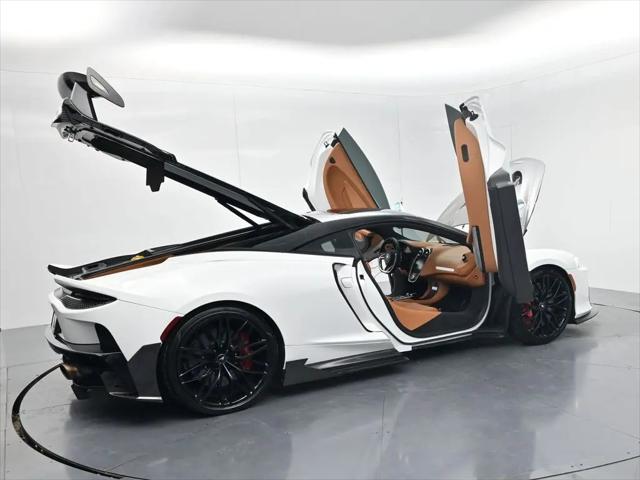 2022 McLaren GT Coupe