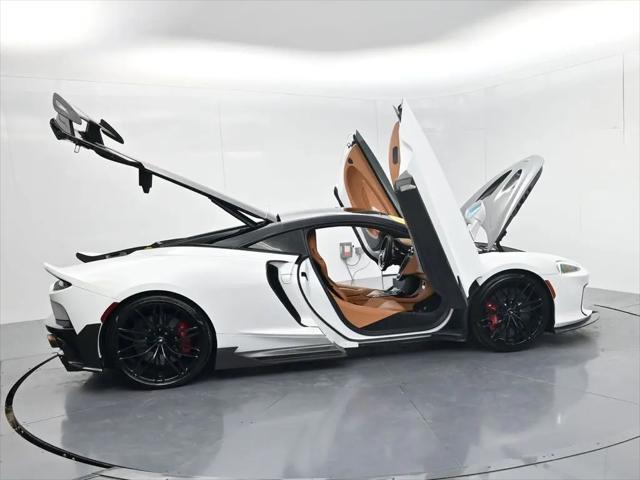 2022 McLaren GT Coupe