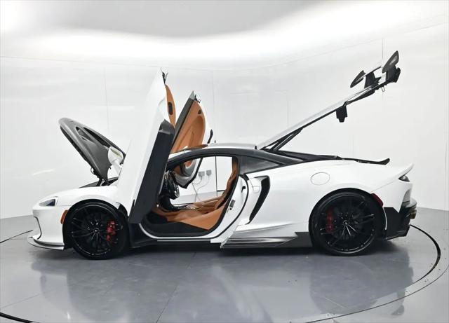 2022 McLaren GT Coupe