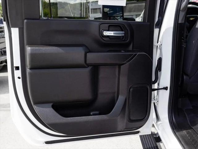 2023 Chevrolet Silverado 2500HD 4WD Crew Cab Standard Bed Custom