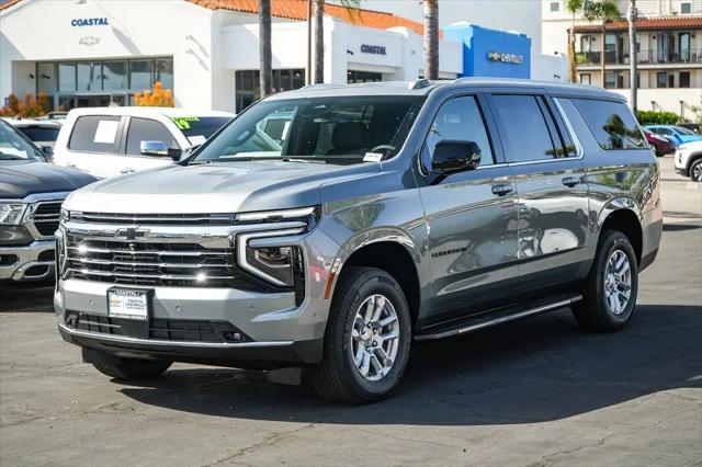 2026 Chevrolet Suburban LT, 4WD