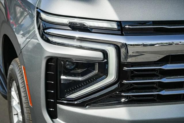 2026 Chevrolet Suburban LT, 4WD