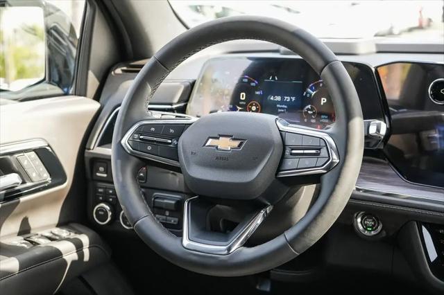 2026 Chevrolet Suburban LT, 4WD