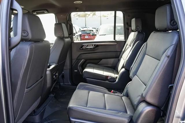2026 Chevrolet Suburban LT, 4WD