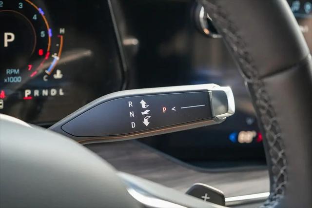 2026 Chevrolet Suburban LT, 4WD