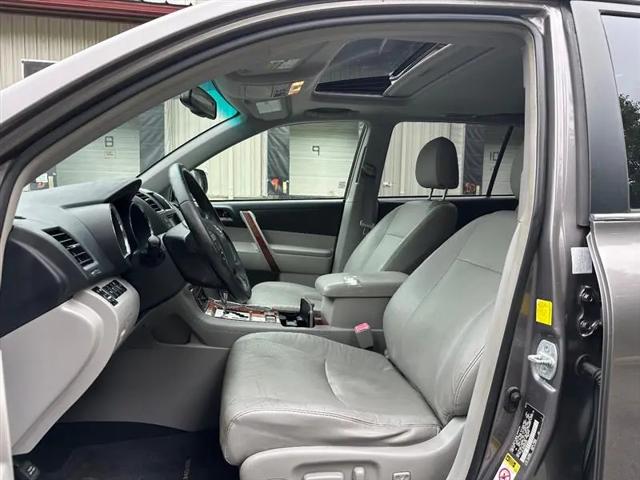 2011 Toyota Highlander Hybrid Limited V6