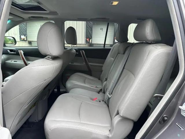 2011 Toyota Highlander Hybrid Limited V6