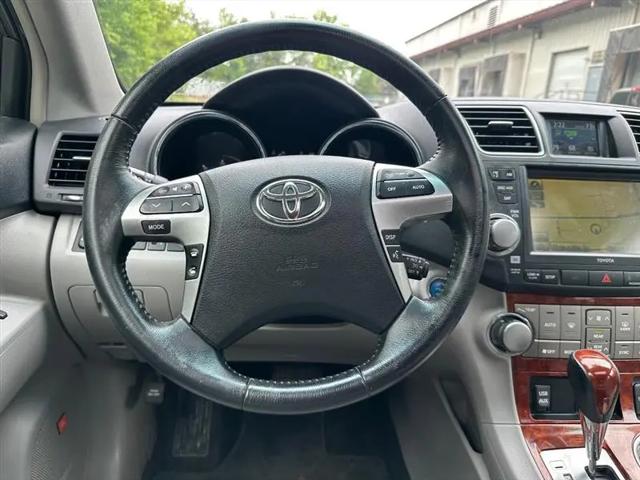 2011 Toyota Highlander Hybrid Limited V6