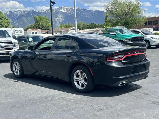 2017 Dodge Charger SE RWD