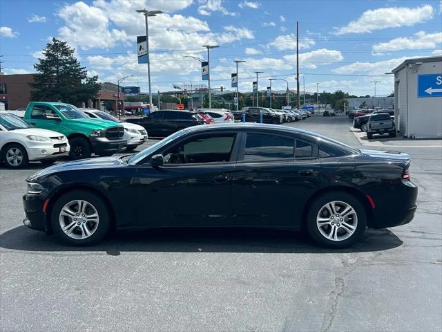 2017 Dodge Charger SE RWD