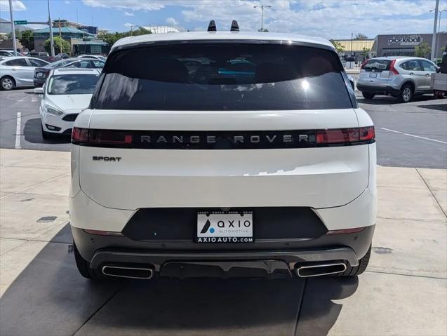 2025 Land Rover Range Rover Sport P360 SE