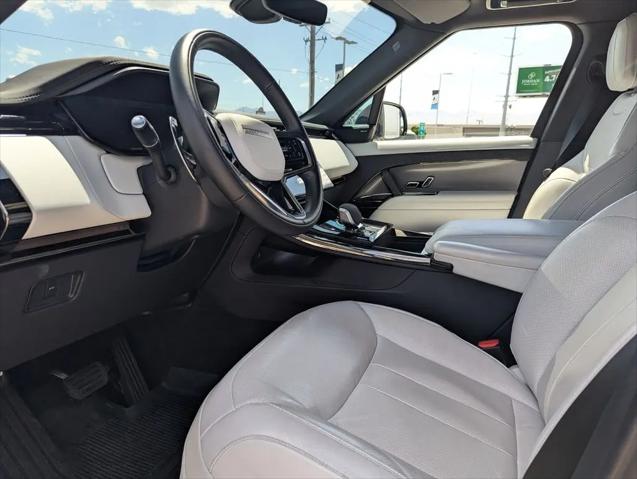 2025 Land Rover Range Rover Sport P360 SE