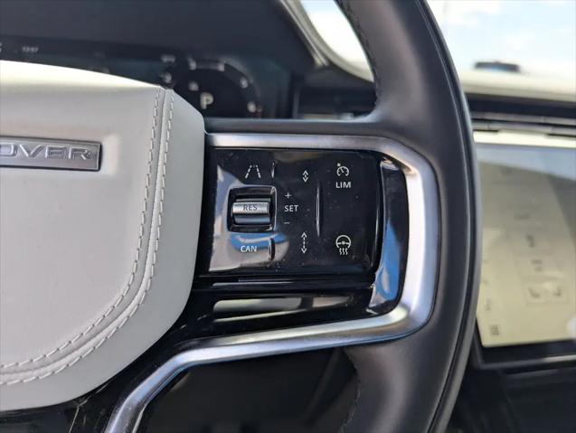 2025 Land Rover Range Rover Sport P360 SE