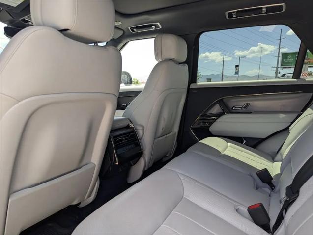 2025 Land Rover Range Rover Sport P360 SE