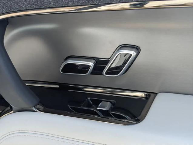 2025 Land Rover Range Rover Sport P360 SE