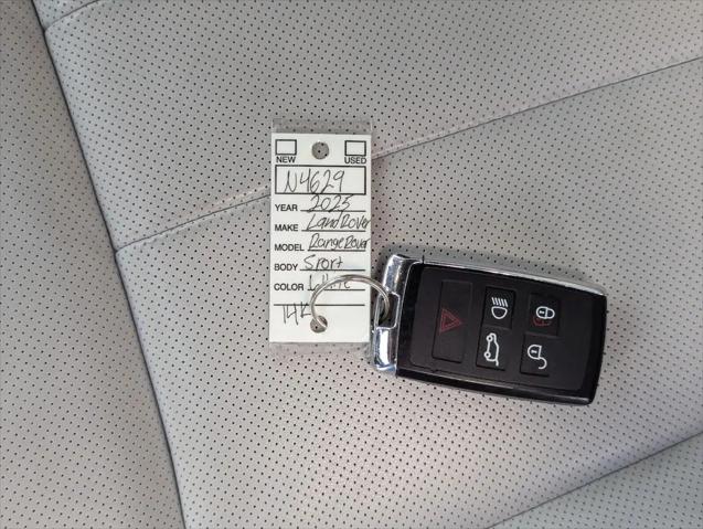 2025 Land Rover Range Rover Sport P360 SE