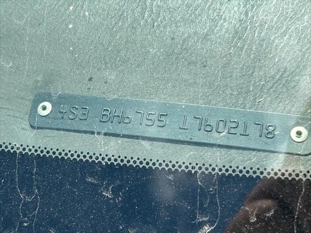 2001 Subaru Outback Base