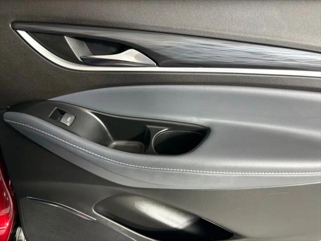 2024 Buick Enclave Essence FWD