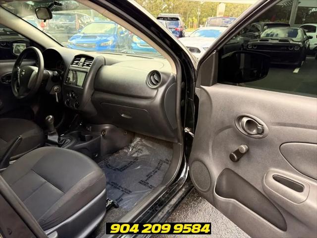 2019 Nissan Versa 1.6 S