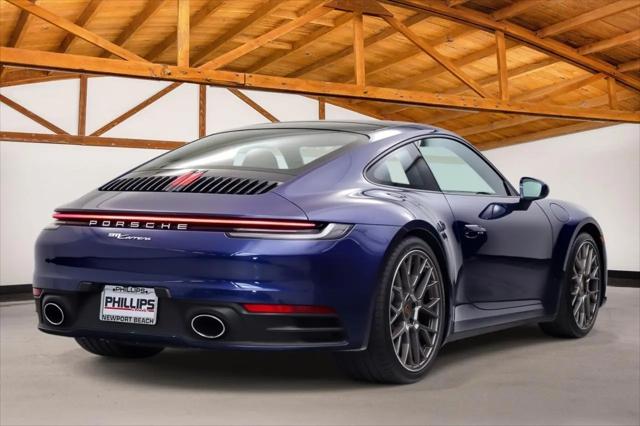 2020 Porsche 911 Carrera