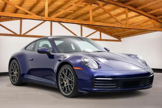 2020 Porsche 911 Carrera