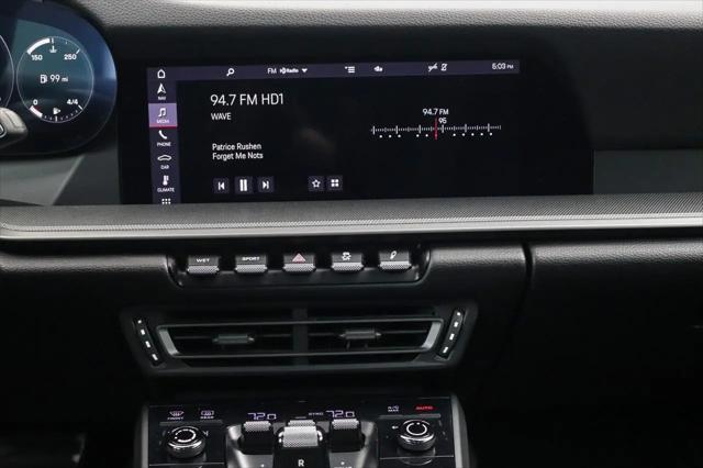 2020 Porsche 911 Carrera