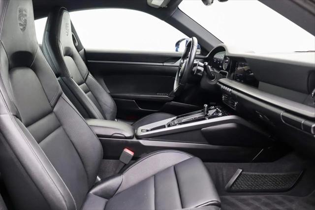 2020 Porsche 911 Carrera