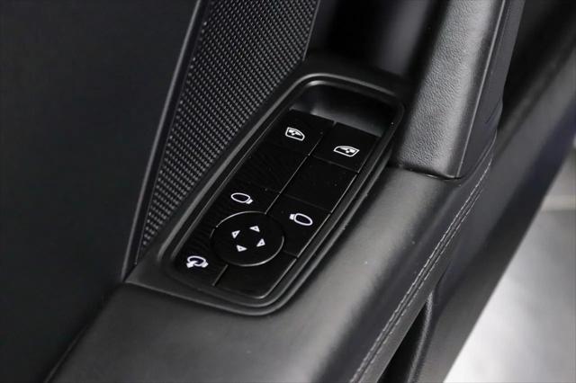 2020 Porsche 911 Carrera