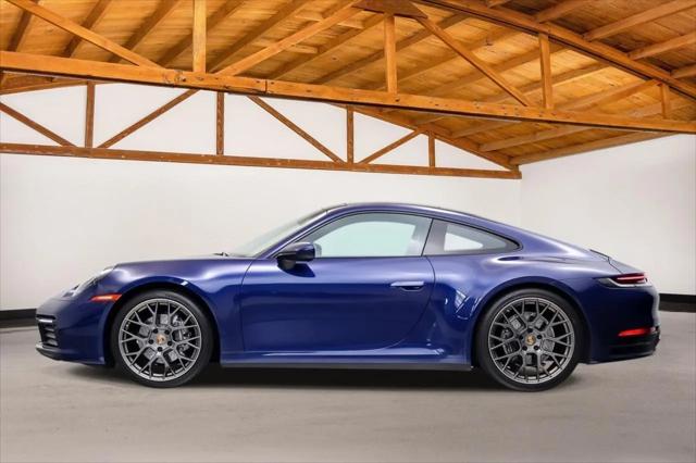 2020 Porsche 911 Carrera
