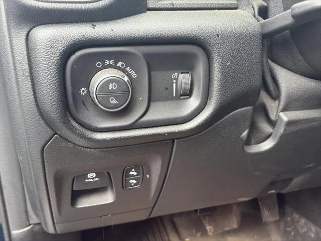 2021 Ram 1500 Big Horn Crew Cab 4x4 5'7" Box