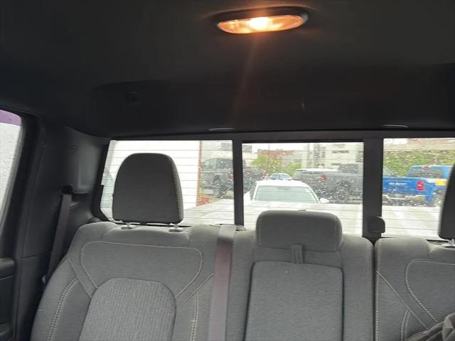 2021 Ram 1500 Big Horn Crew Cab 4x4 5'7" Box