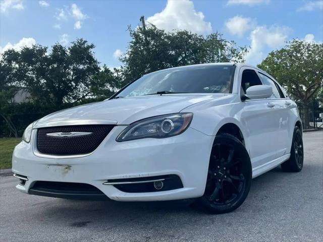 2014 Chrysler 200 Limited