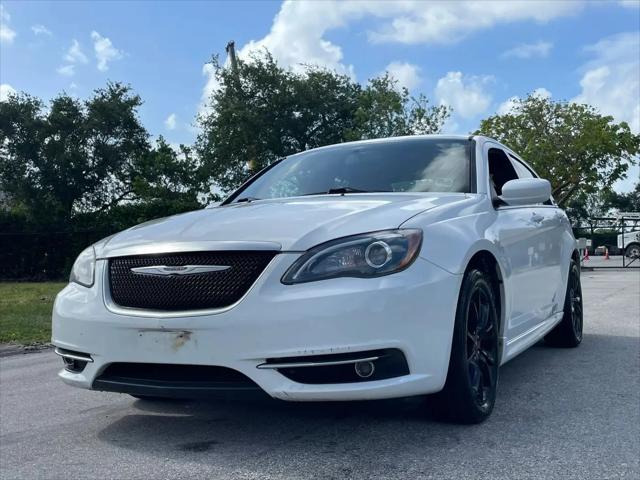 2014 Chrysler 200 Limited