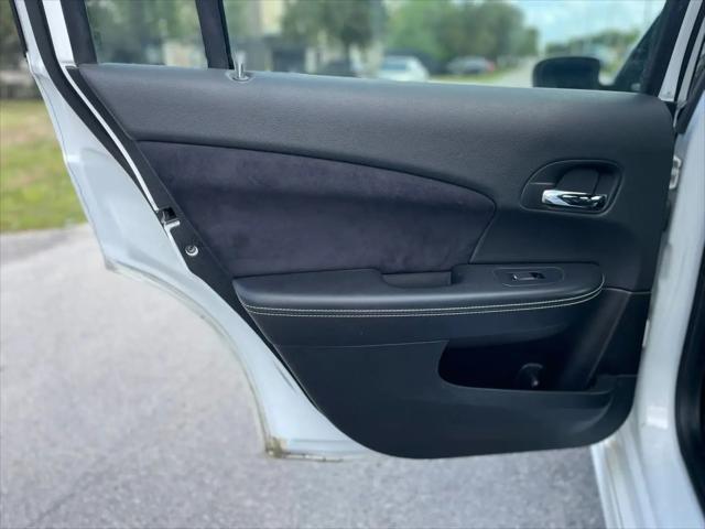 2014 Chrysler 200 Limited