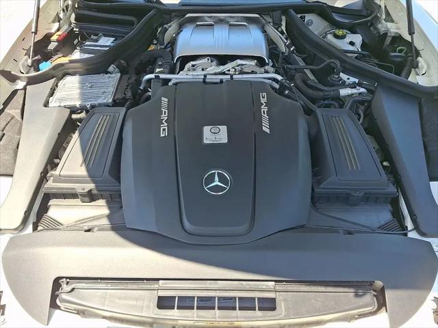 2017 Mercedes-Benz AMG GT Standard