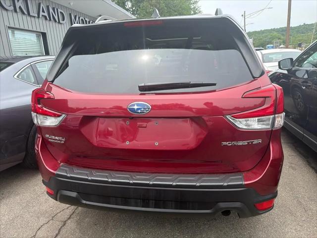 2024 Subaru Forester Premium