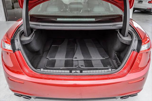 2015 Maserati Ghibli Standard