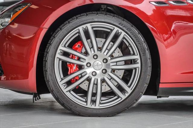 2015 Maserati Ghibli Standard
