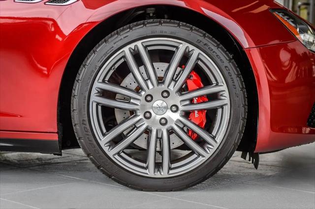 2015 Maserati Ghibli Standard