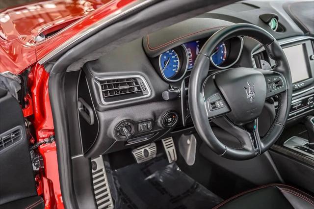 2015 Maserati Ghibli Standard