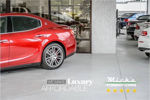 2015 Maserati Ghibli Standard