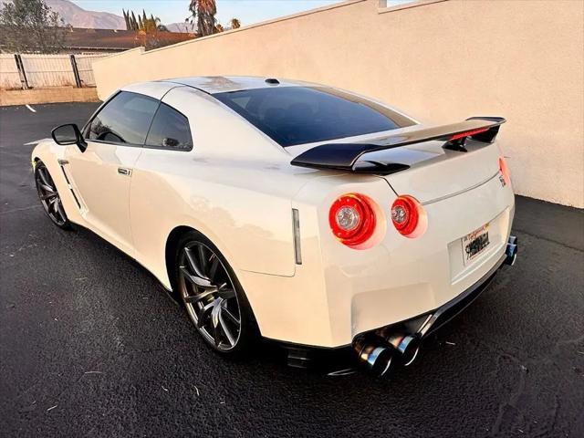 2015 Nissan GT-R Premium