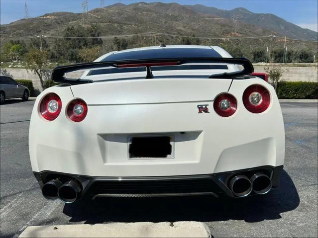 2015 Nissan GT-R Premium