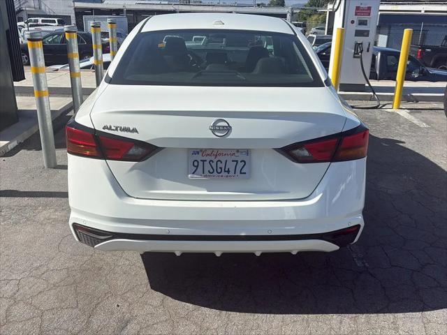 2025 Nissan Altima SV FWD