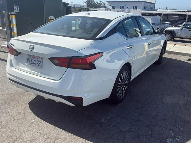 2025 Nissan Altima SV FWD