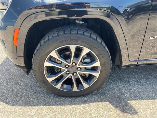 2022 Jeep Grand Cherokee Overland
