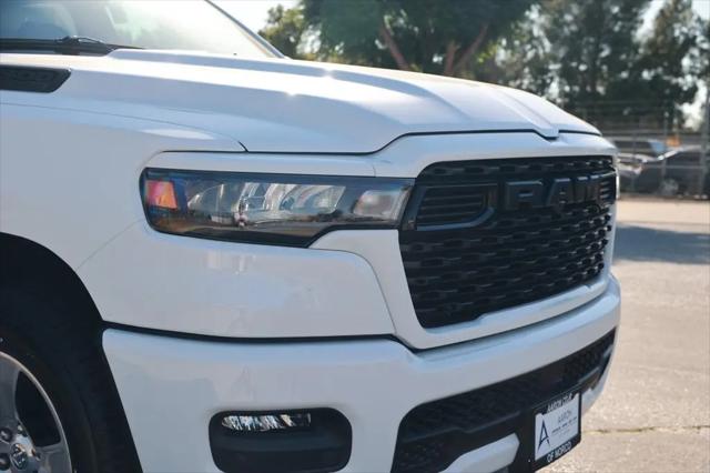 2026 Ram 1500 Express Crew Cab 4x2 57 Box